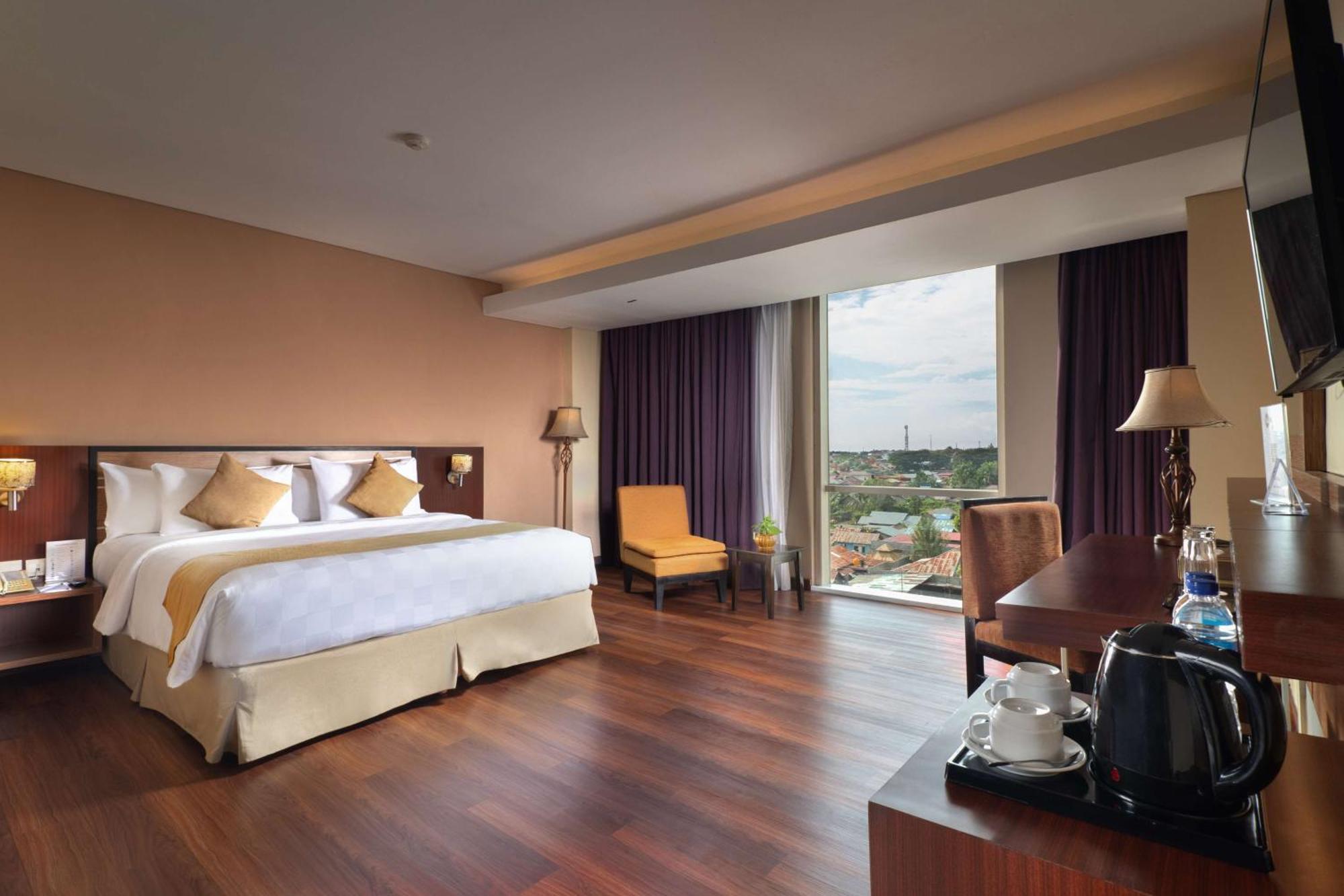 Best Western Plus Coco Palu Exterior foto